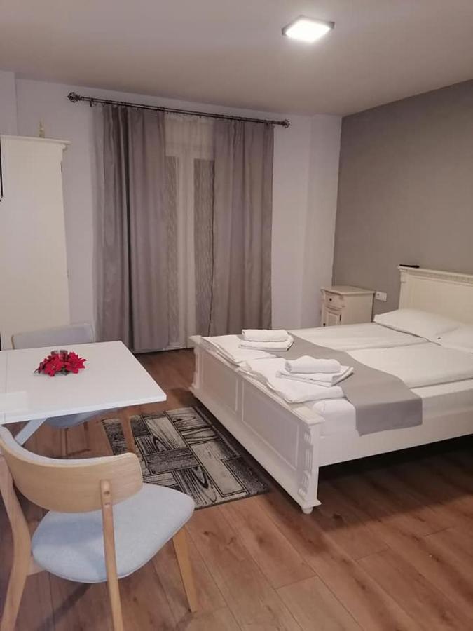 Provincial Hotel Alsóvisó Kültér fotó
