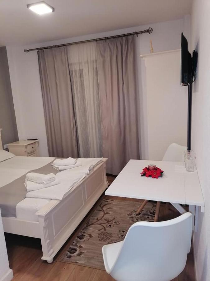 Provincial Hotel Alsóvisó Kültér fotó
