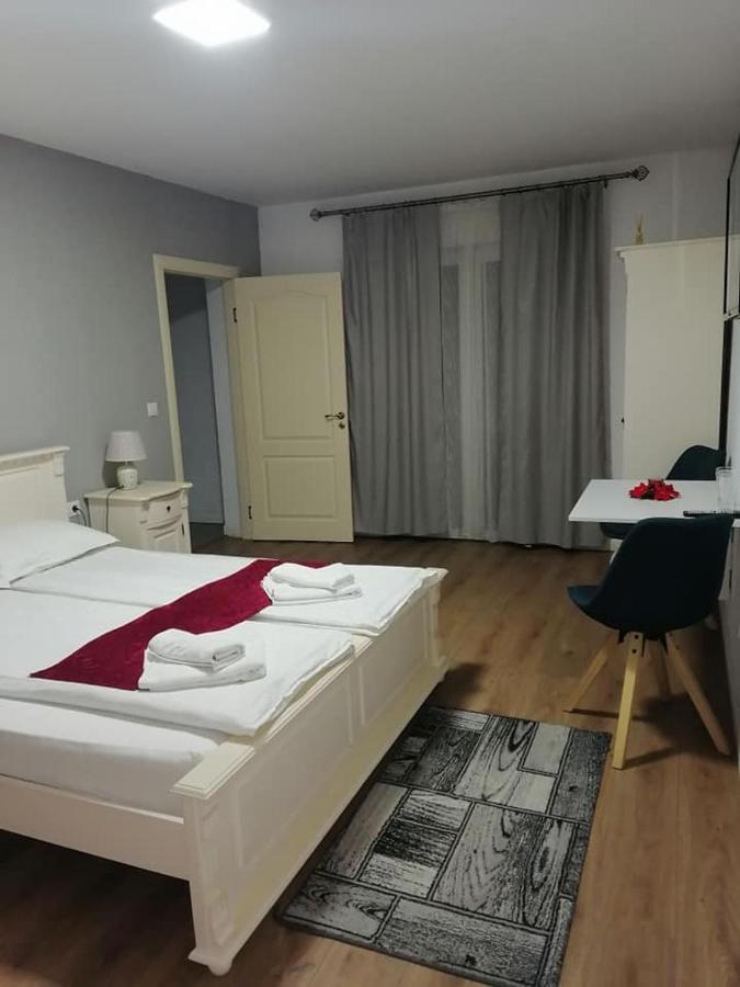 Provincial Hotel Alsóvisó Kültér fotó