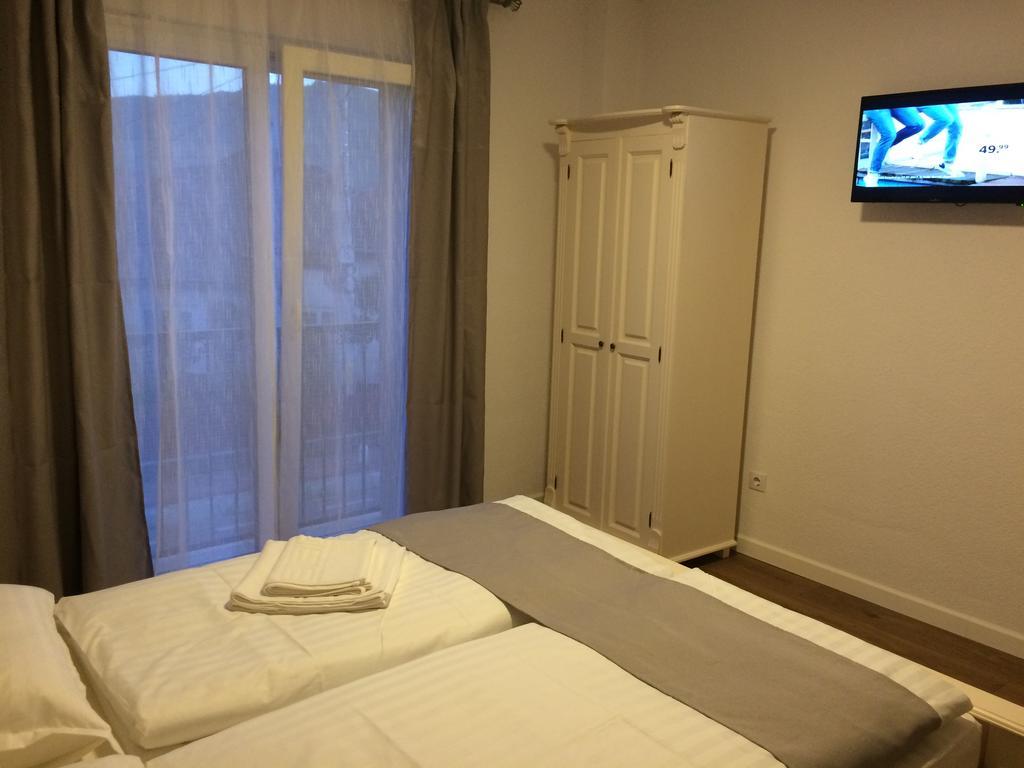 Provincial Hotel Alsóvisó Kültér fotó