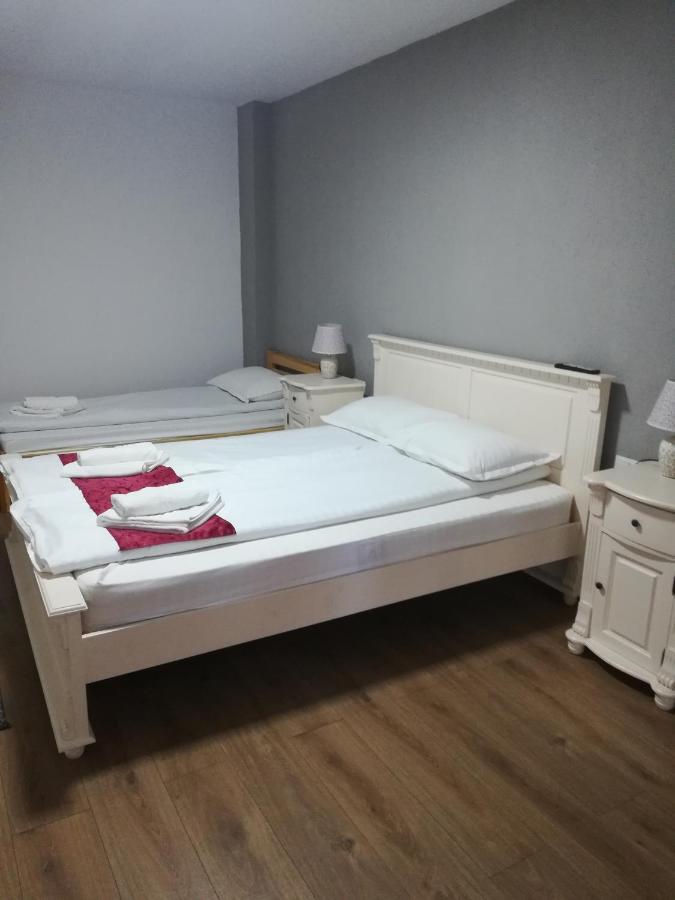 Provincial Hotel Alsóvisó Kültér fotó